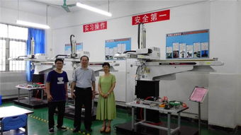 王惠民副校長(zhǎng)赴機(jī)電工程系調(diào)研實(shí)訓(xùn)室建設(shè)及招生宣傳工作